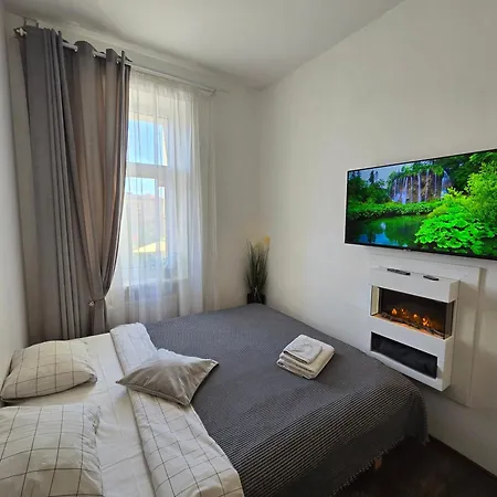 Apartment S8 Small *